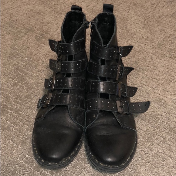 Steve Madden Booties - Picture 3 of 5